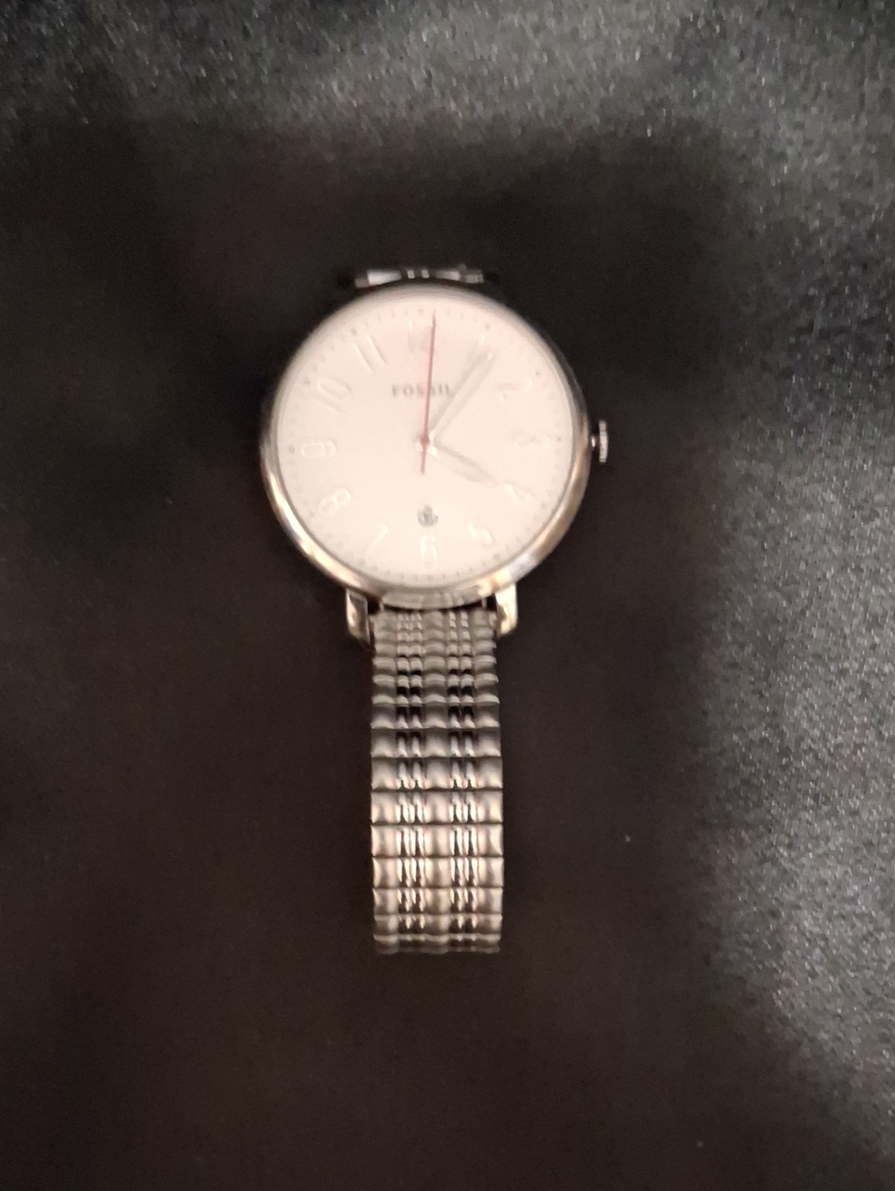 Fossil Silver Watch with White Dial and Stainless Stretch Bracelet Strap